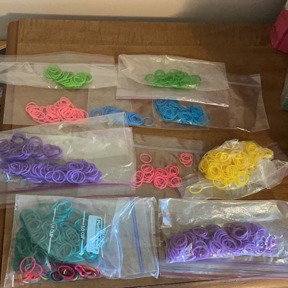 Cra-Z- loom Bracelet Maker - Picture 6 of 9